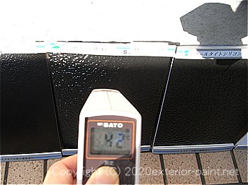 20120年7月10日17時-遮熱塗料実験-黒で塗った「塗り板」の比較